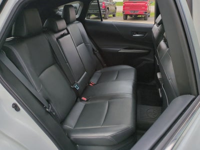 2023 Toyota Venza Base