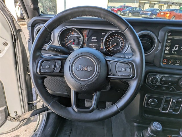 2022 Jeep Gladiator Willys