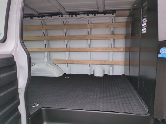 2025 Chevrolet Express 2500 Work Van Cargo