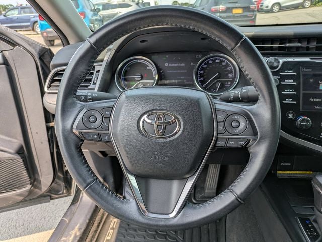 2020 Toyota Camry Hybrid XLE