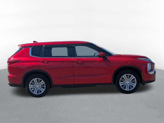 2022 Mitsubishi Outlander ES