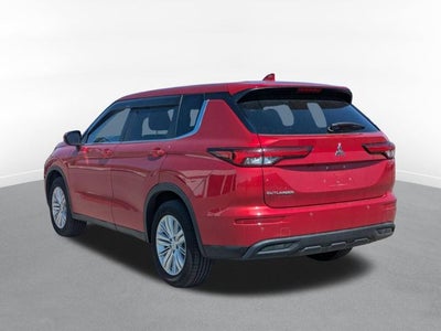 2022 Mitsubishi Outlander ES