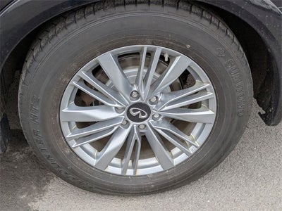 2019 INFINITI QX80 LUXE