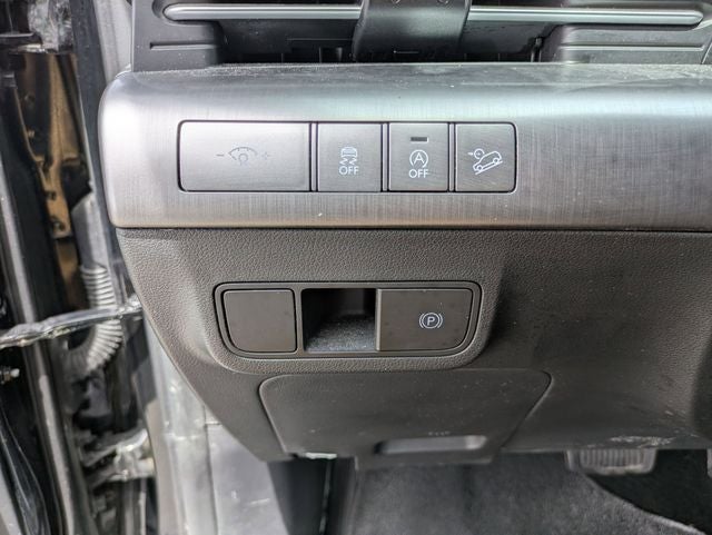 2025 Hyundai Kona SE