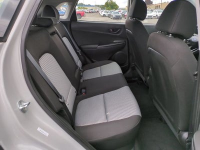 2022 Hyundai Kona SE