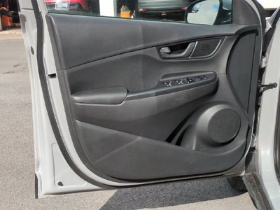 2022 Hyundai Kona SE