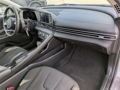 2021 Hyundai Elantra SE