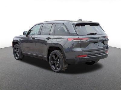 2022 Jeep Grand Cherokee Altitude