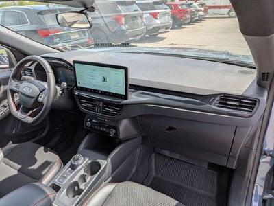 2025 Ford Escape Hybrid ST-Line Select