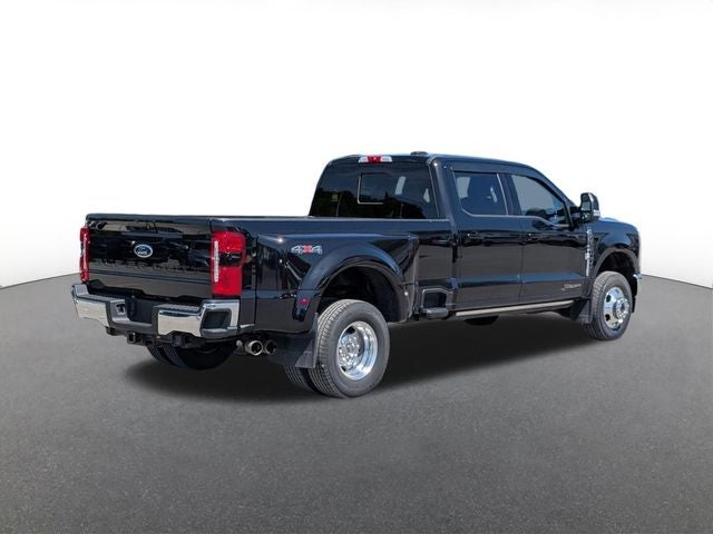 2024 Ford F-350SD Lariat DRW Diesel