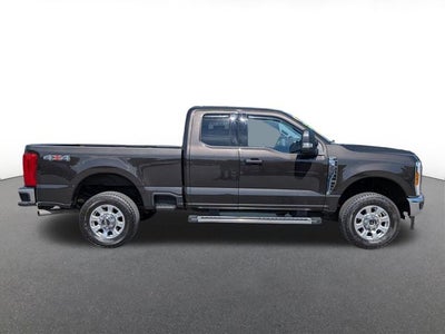 2024 Ford F-350SD XLT 7.3V8 Gas