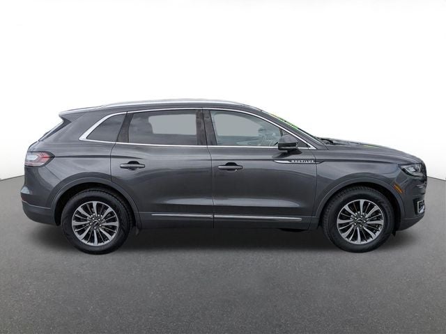 2020 Lincoln Nautilus Standard