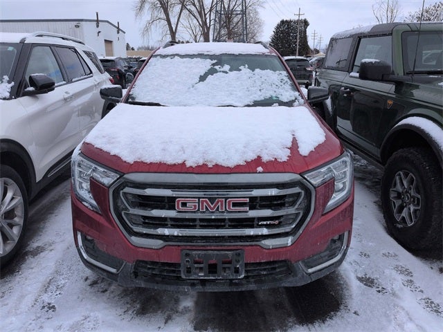 2023 GMC Terrain AT4