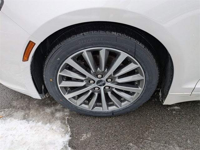 2020 Lincoln MKZ Standard