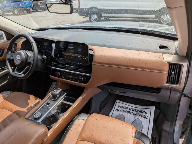 2024 Nissan Pathfinder Platinum