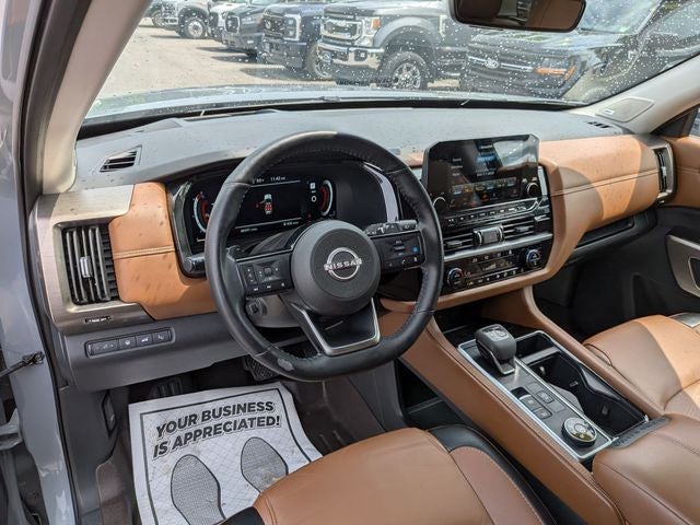 2024 Nissan Pathfinder Platinum