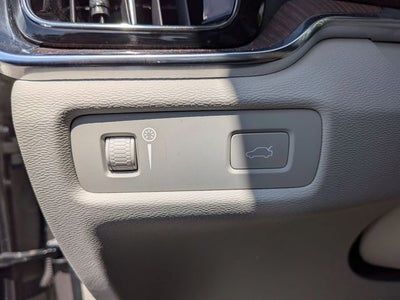 2021 Volvo S60 T6 Momentum