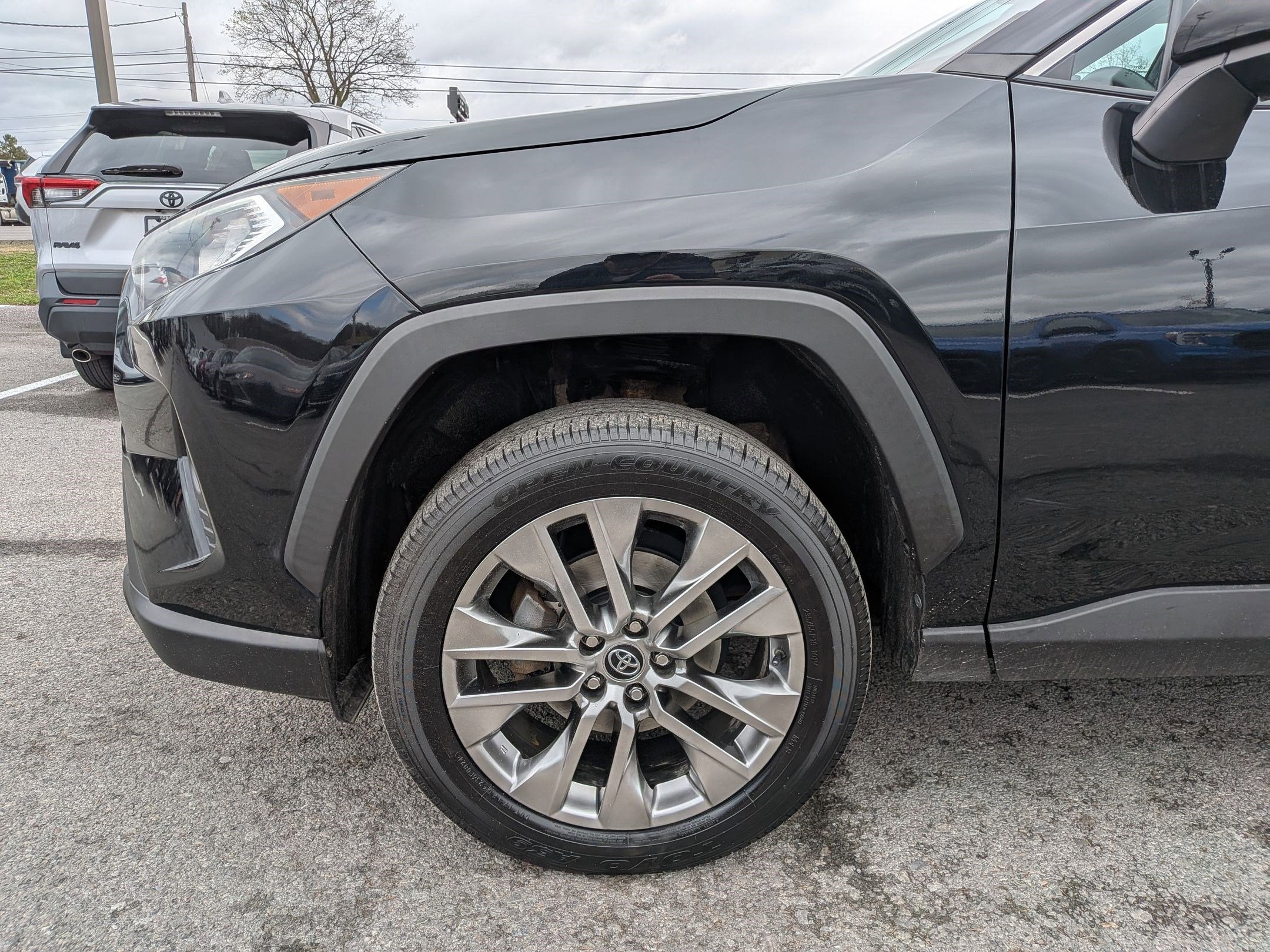 2020 Toyota RAV4 XLE Premium