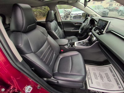 2019 Toyota RAV4 XLE Premium