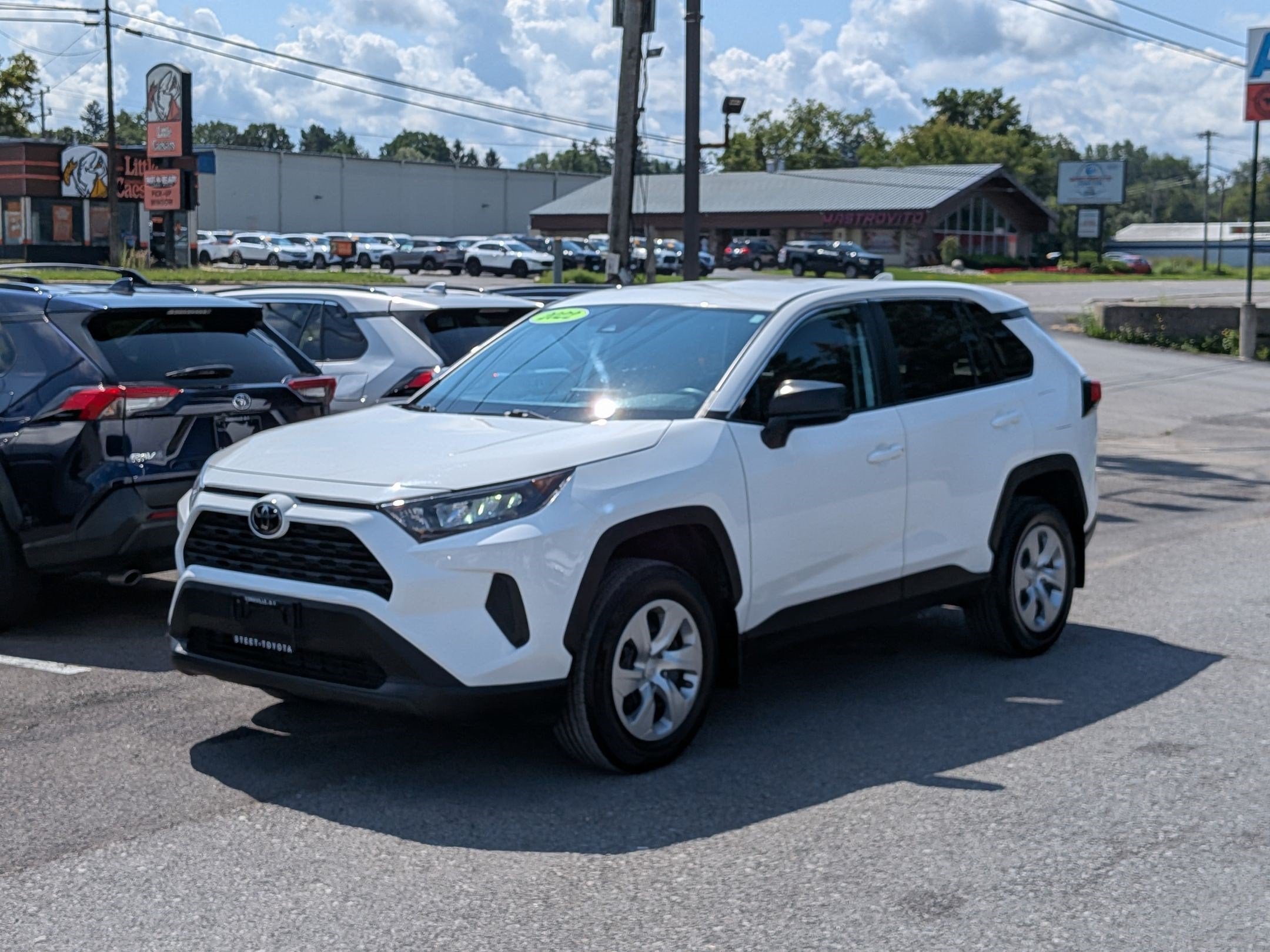 2022 Toyota RAV4 LE