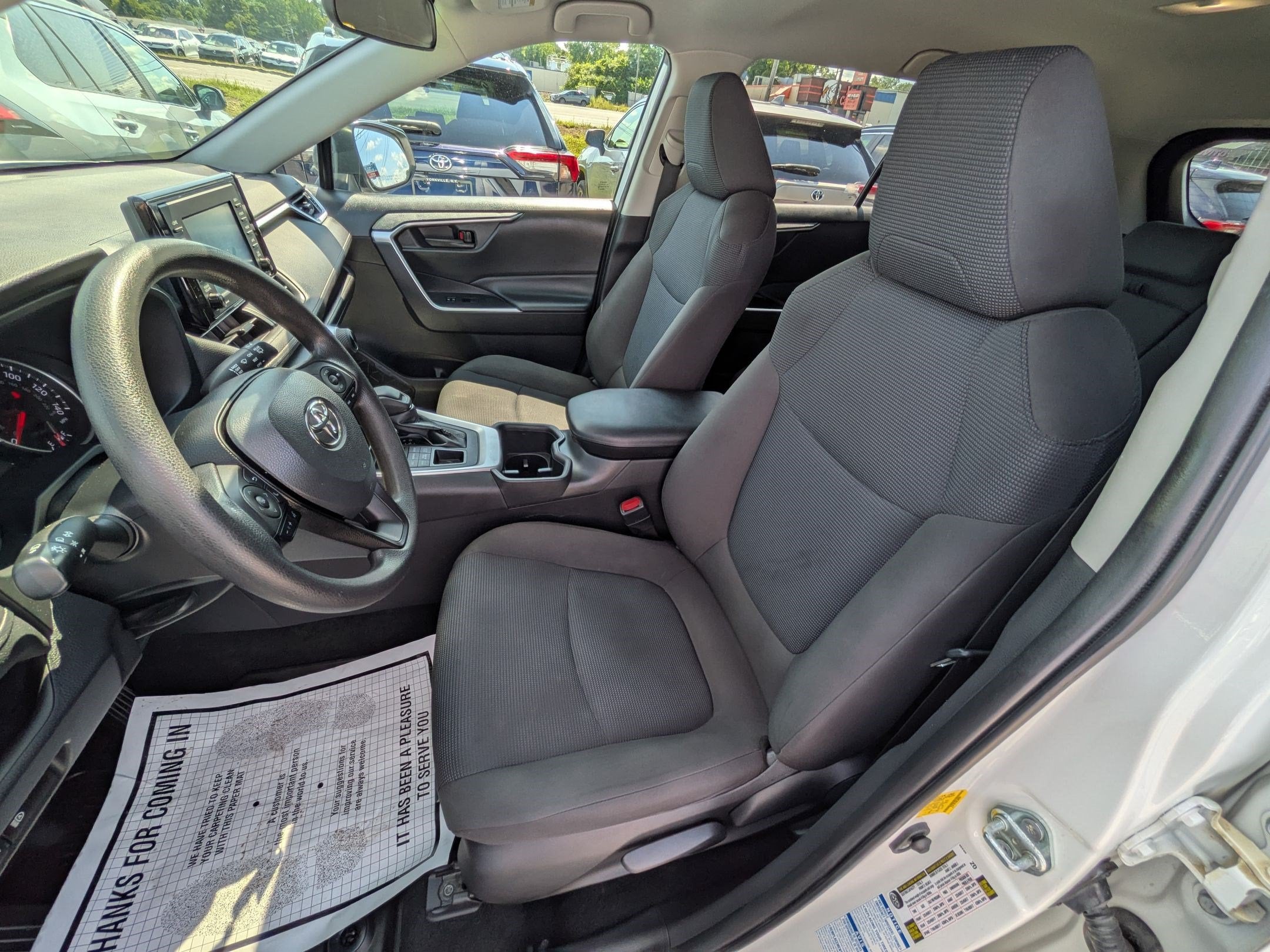 2022 Toyota RAV4 LE