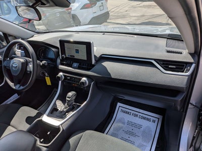 2025 Toyota RAV4 LE