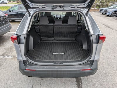2023 Toyota RAV4 XLE w/ Convenience & Cold Weather Pkg