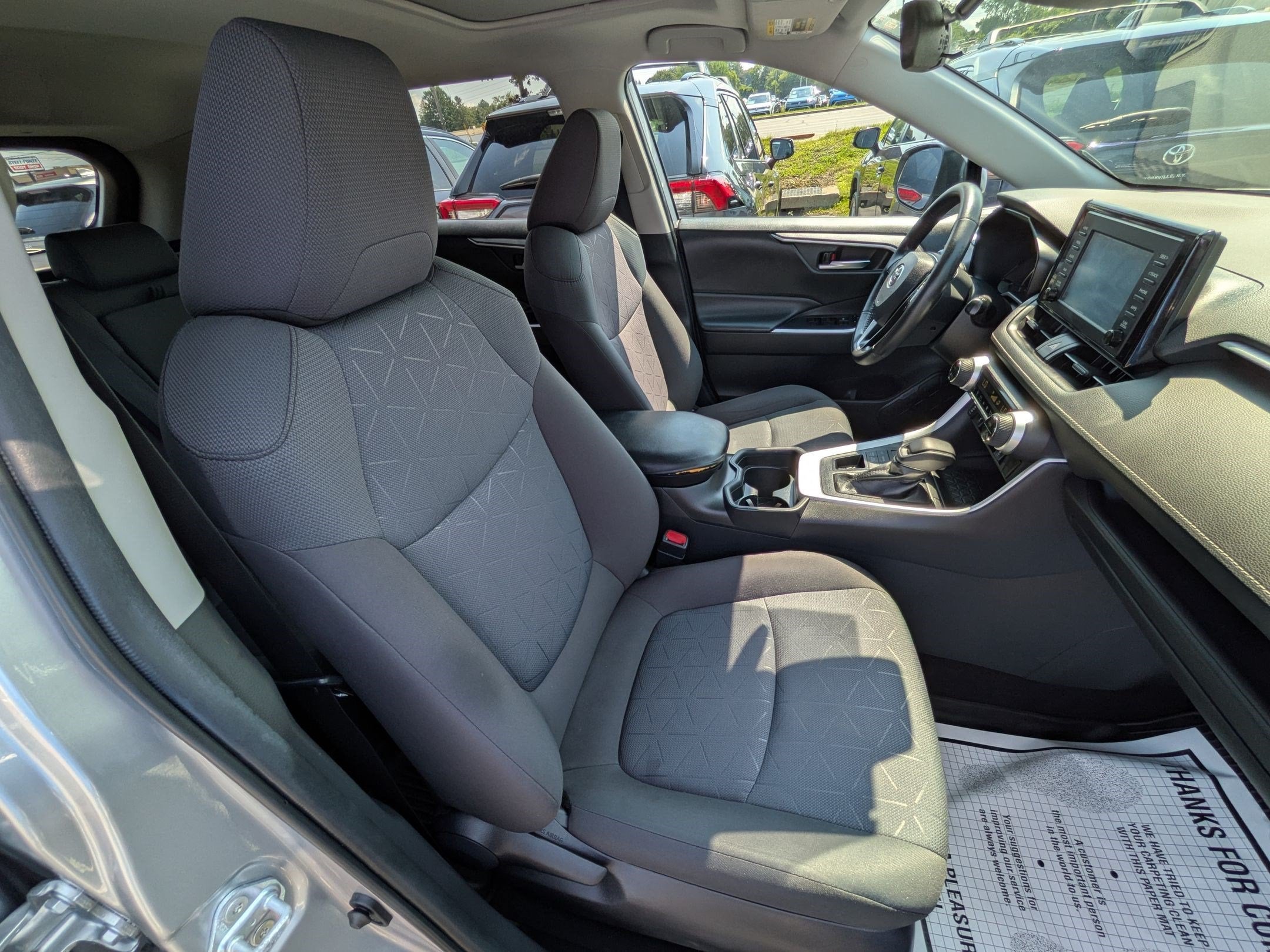 2019 Toyota RAV4 XLE w/ Convenience & Cold Weather Pkg