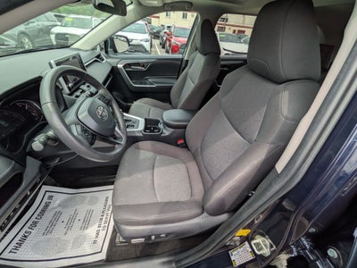 2023 Toyota RAV4 XLE w/ Convenience & Cold Weather Pkg