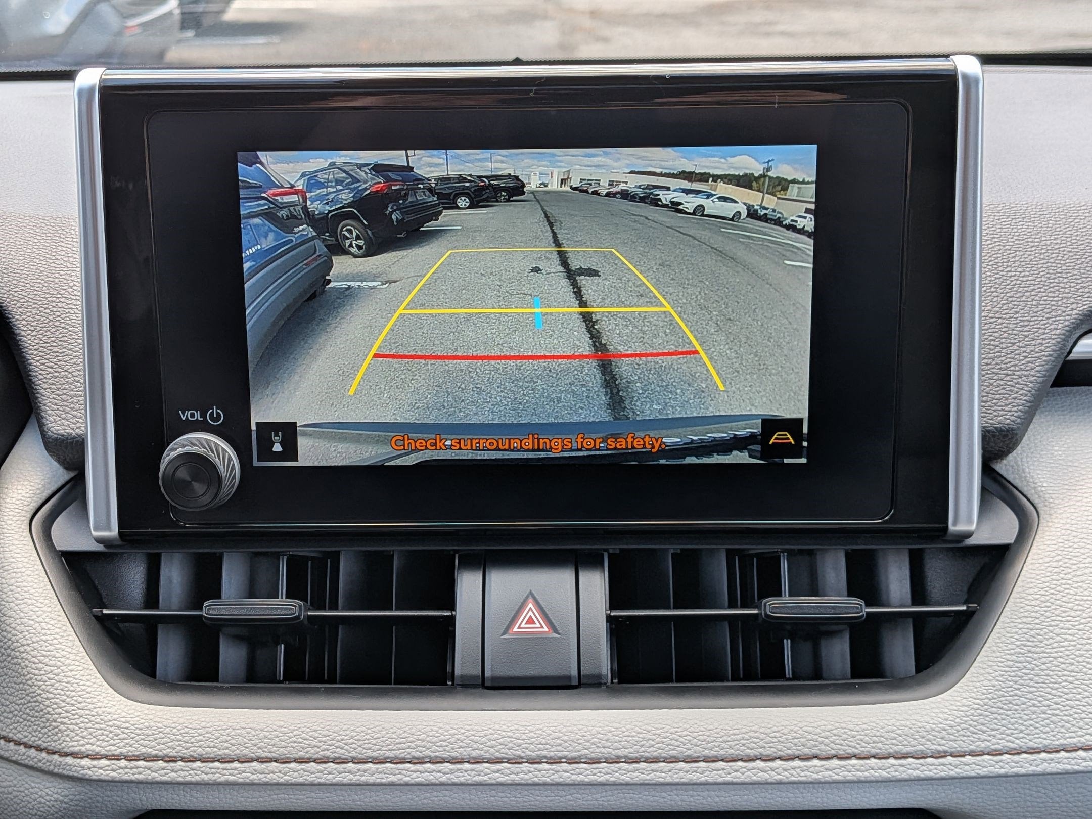 2023 Toyota RAV4 Hybrid XLE w/ Convenience & Cold Weather Pkg