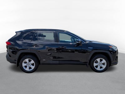 2020 Toyota RAV4 Hybrid XLE w/ Cold Weather Pkg