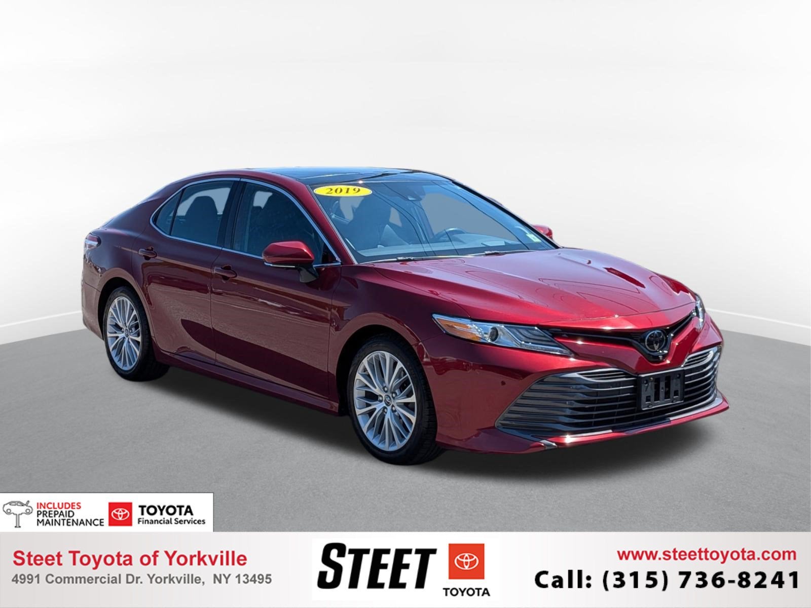 2019 Toyota Camry XLE w/ Driver Assist & Nav Pkg