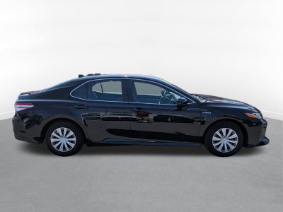 2019 Toyota Camry Hybrid LE