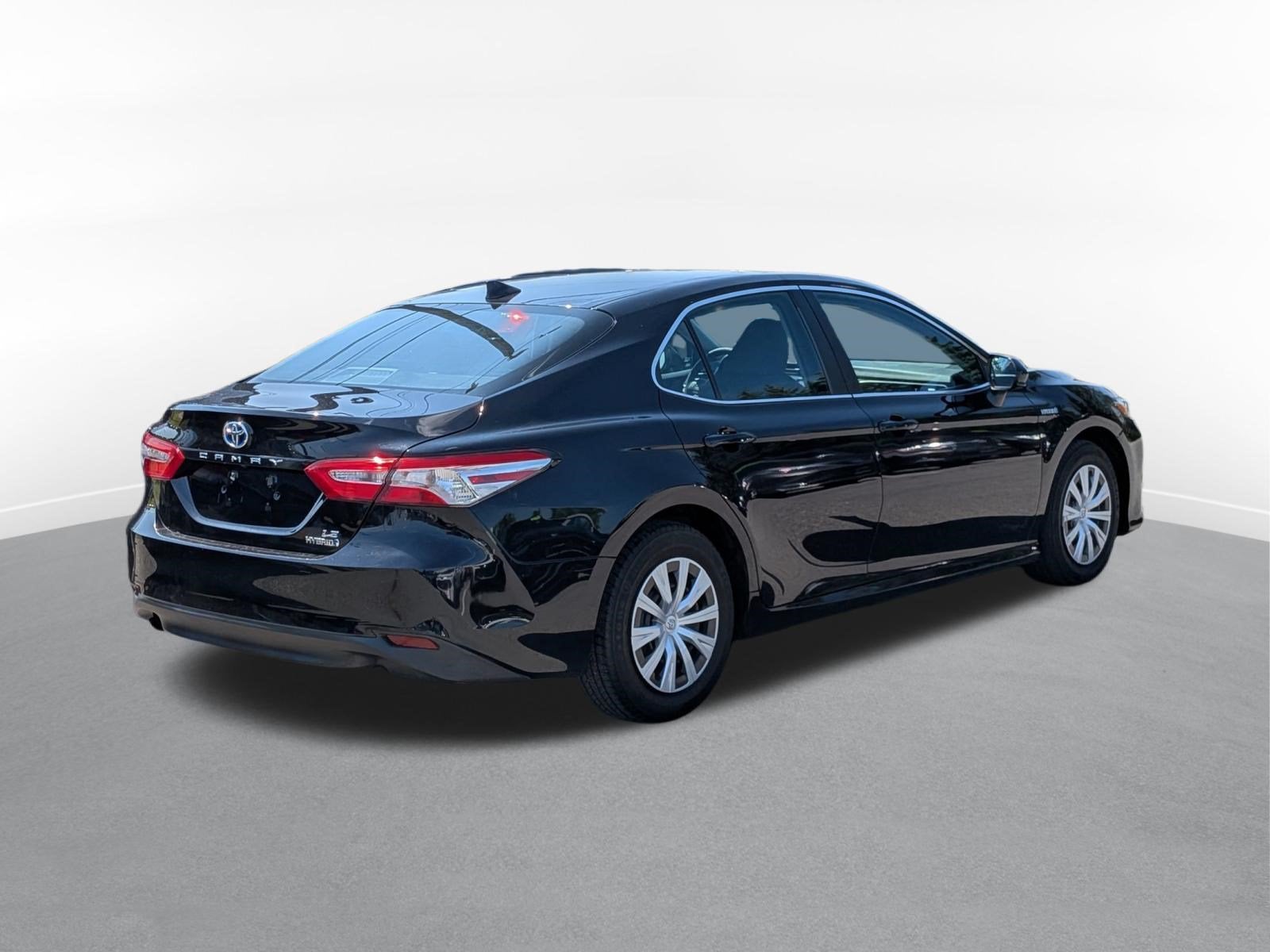 2019 Toyota Camry Hybrid LE