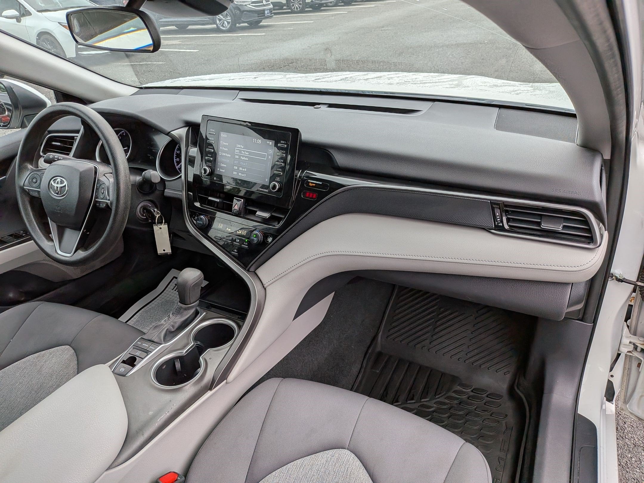 2022 Toyota Camry LE AWD