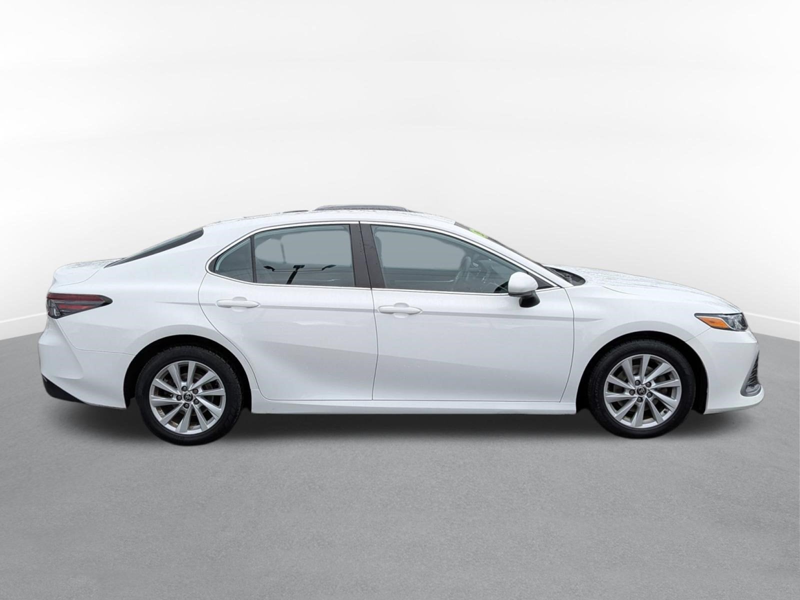 2022 Toyota Camry LE AWD