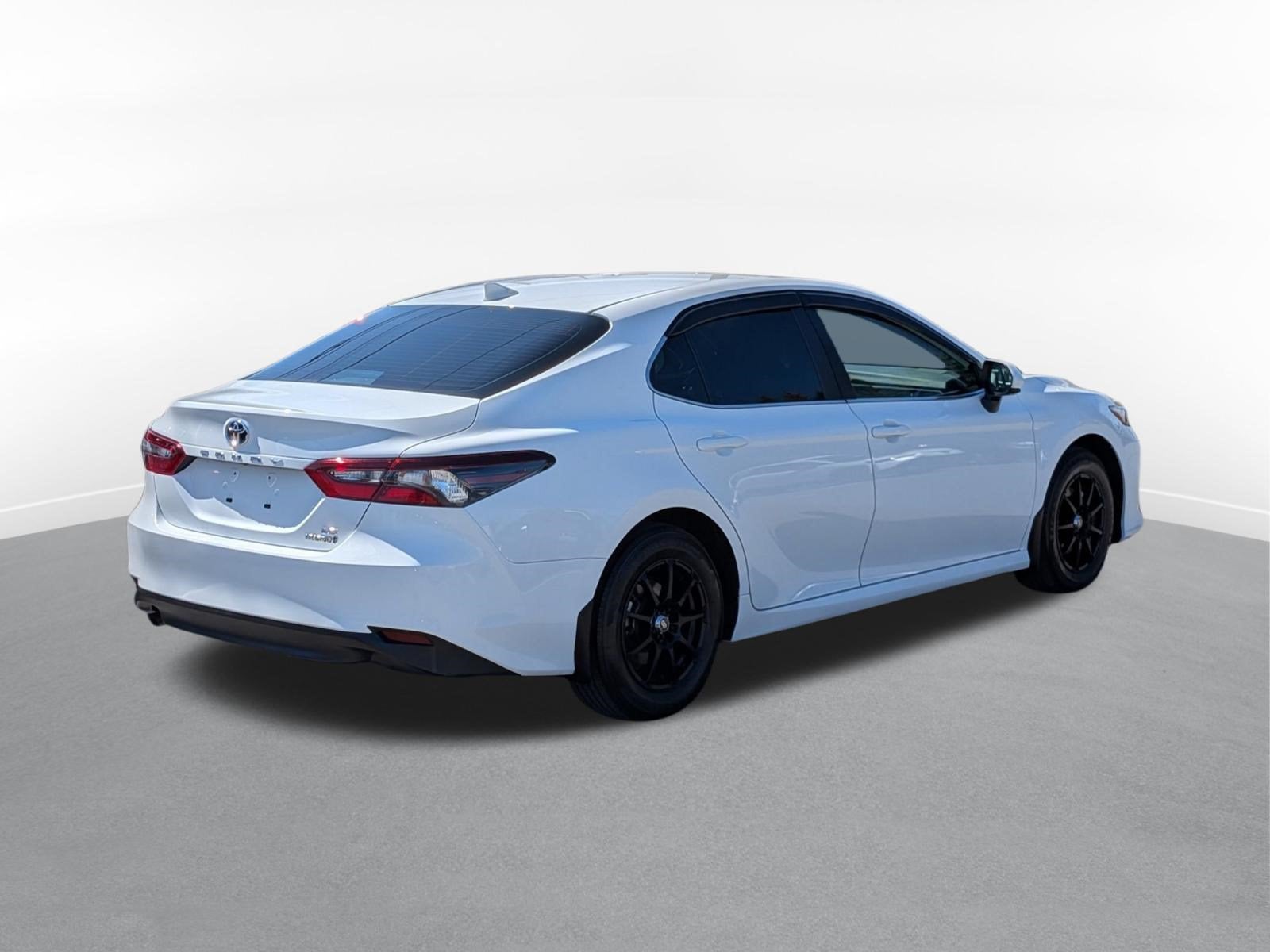 2024 Toyota Camry Hybrid LE