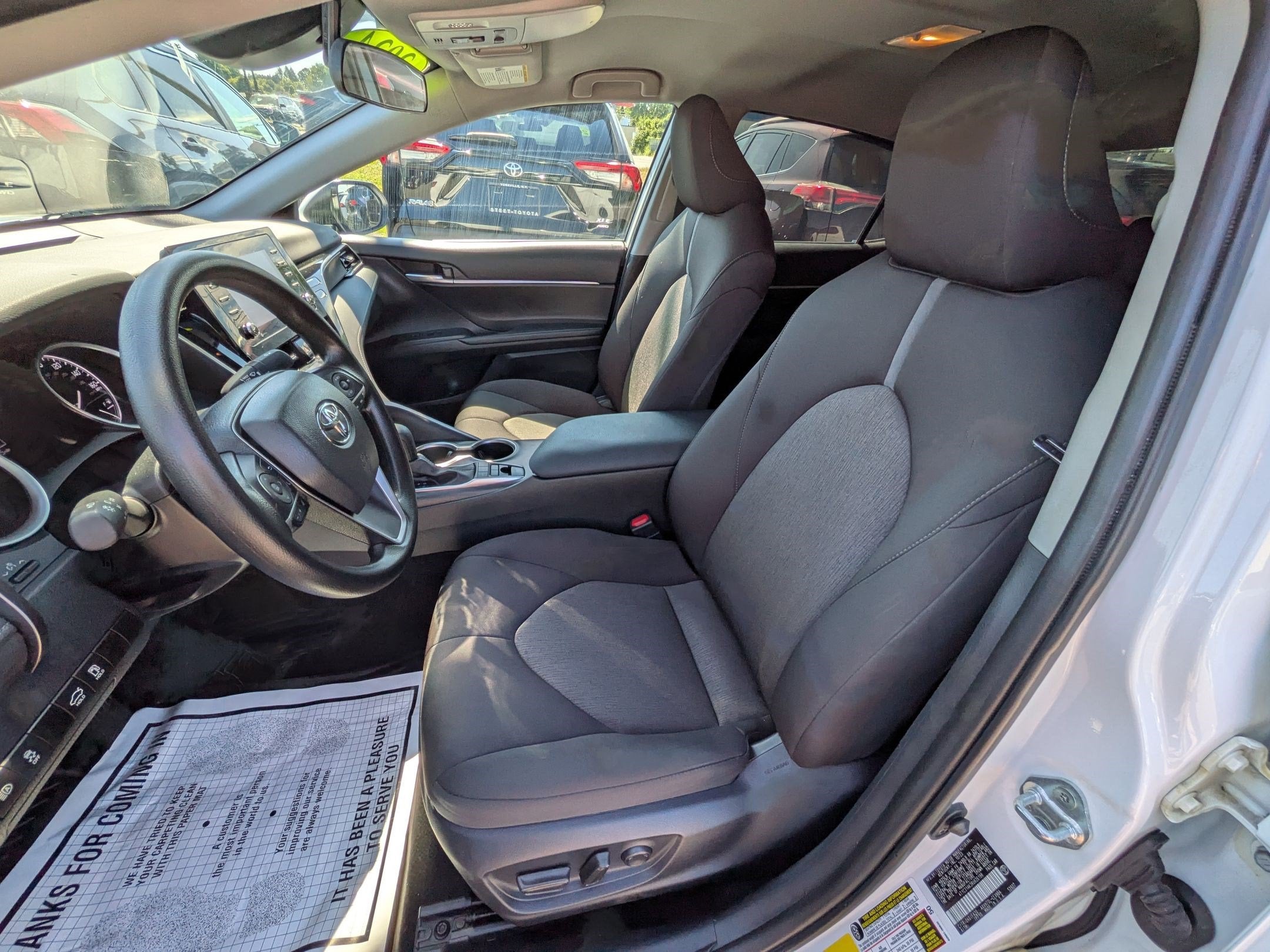 2024 Toyota Camry Hybrid LE
