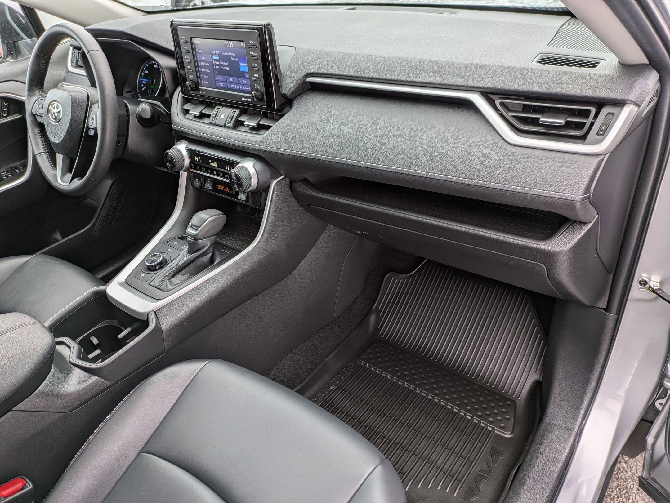 2022 Toyota RAV4 Hybrid XLE Premium