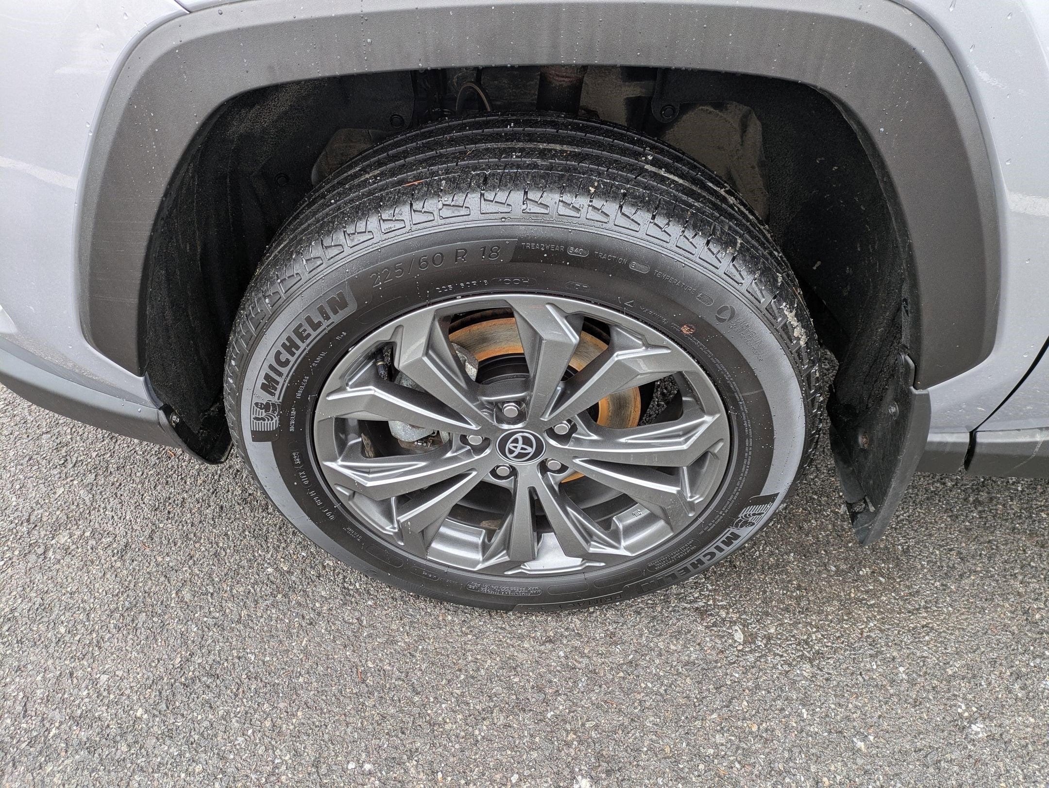 2022 Toyota RAV4 Hybrid XLE Premium