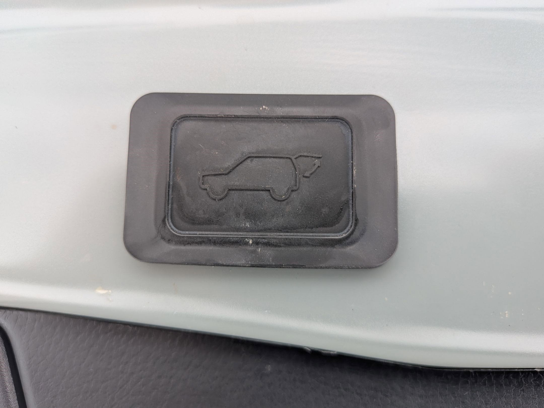 2023 Toyota RAV4 Hybrid XLE w/ Convenience & Cold Weather Pkg