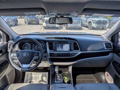 2016 Toyota Highlander Limited