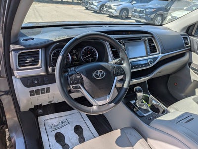 2016 Toyota Highlander Limited