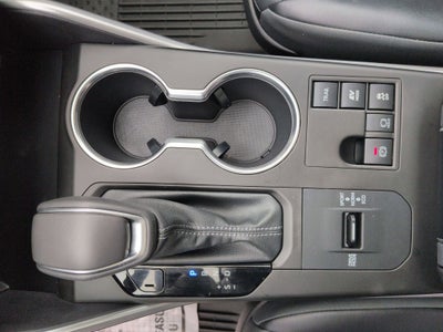 2024 Toyota Highlander Hybrid XLE