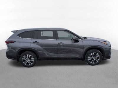 2024 Toyota Highlander Hybrid XLE