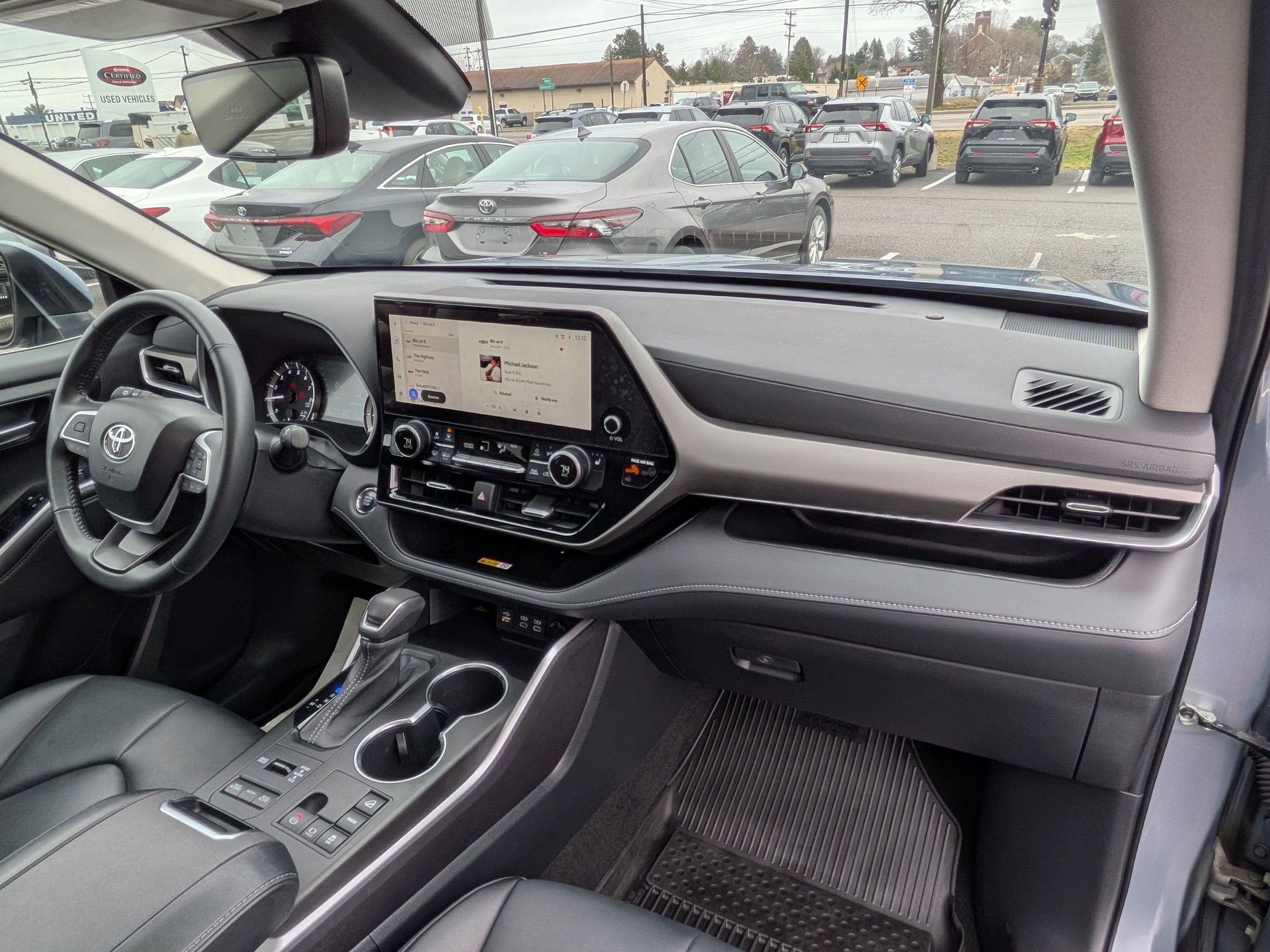 2023 Toyota Highlander XLE