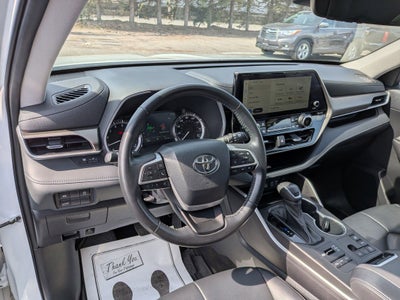 2023 Toyota Highlander XLE