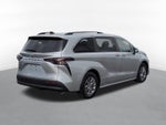 2023 Toyota Sienna LE 8 Passenger