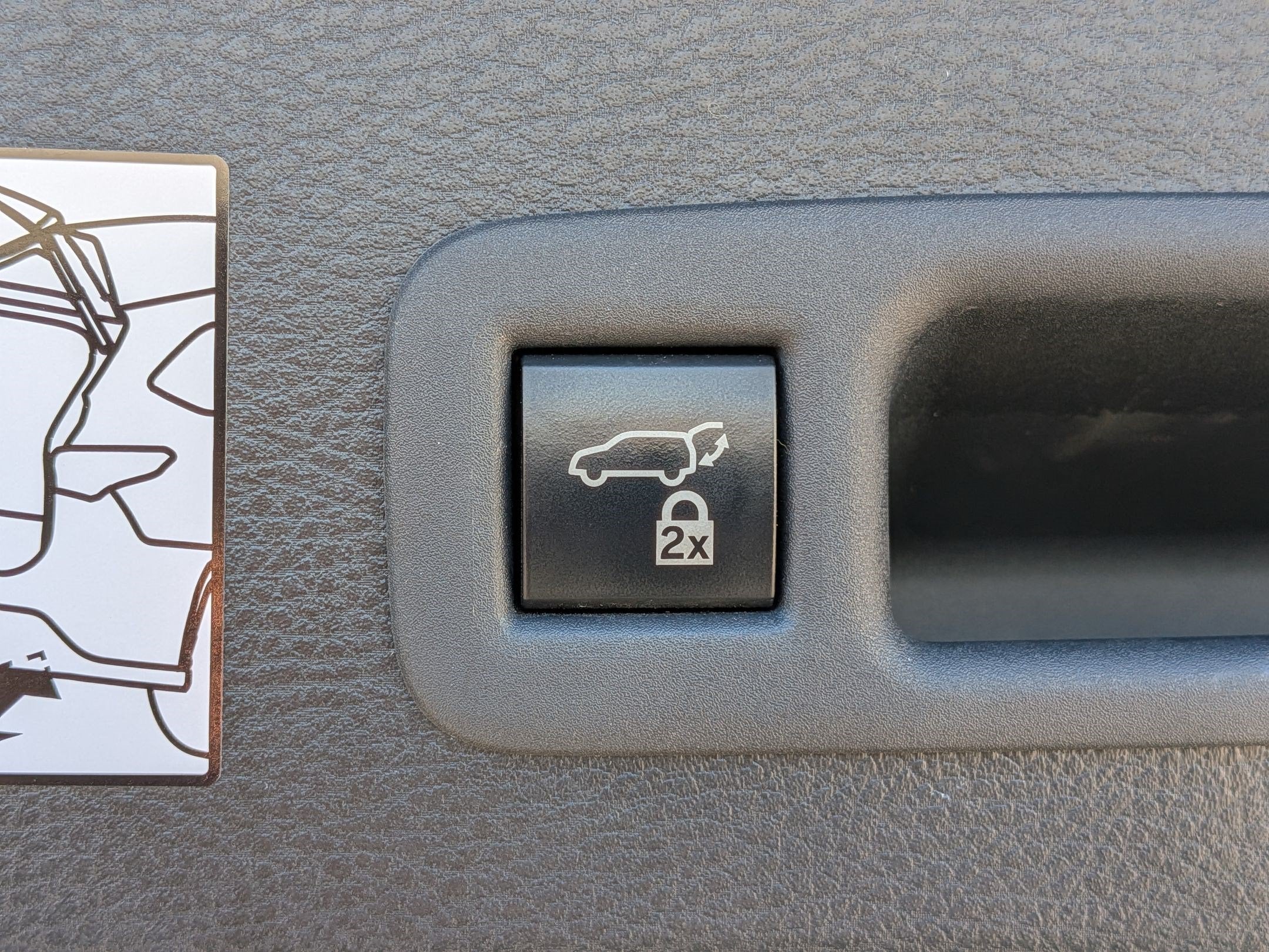 2024 Toyota Sienna XLE 8 Passenger