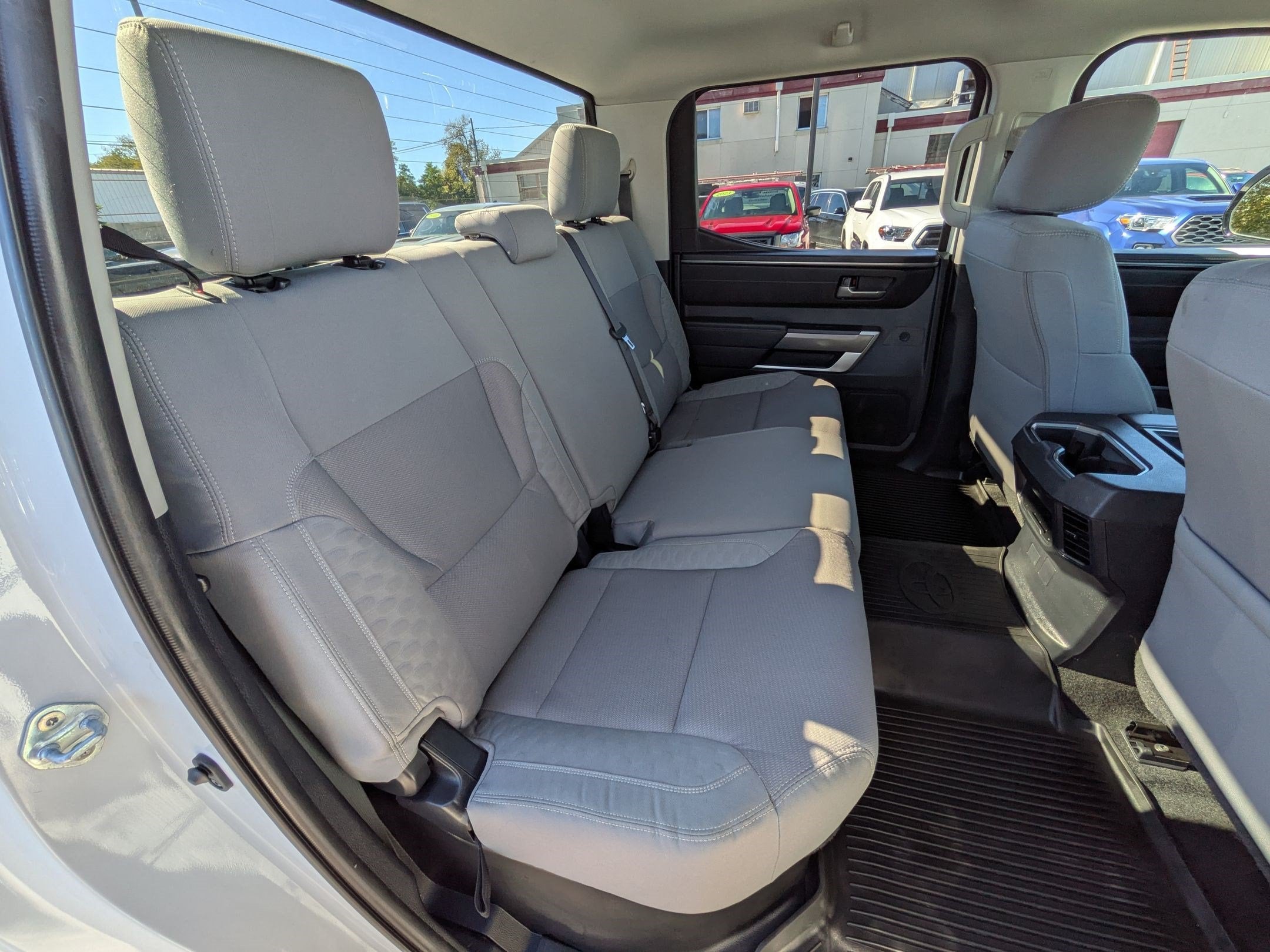 2023 Toyota Tundra SR5 w/ Convenience Pkg